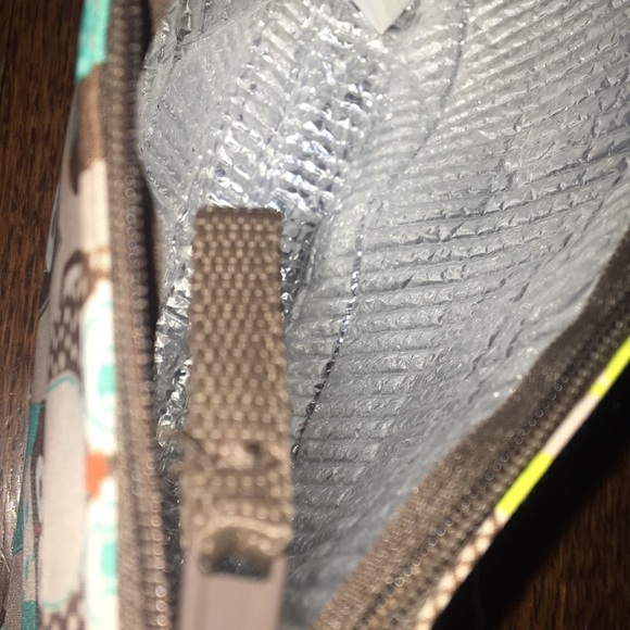 NEVER USED cooler lines 31 bag - Picture 3 of 5